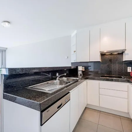 Apartment Amandari I 103 With Location In *